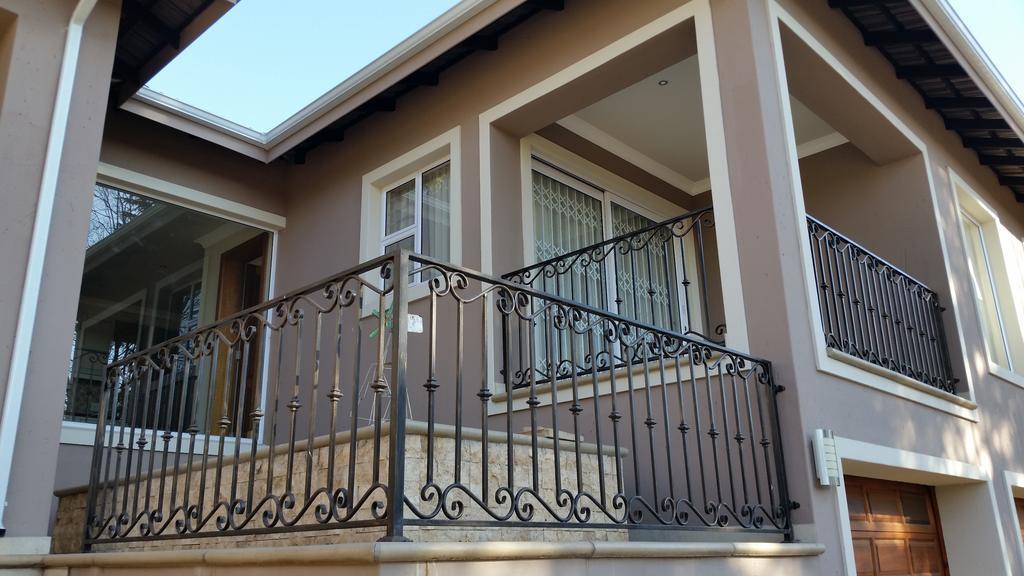 6 On Acacia Bed & Breakfast Johannesburg Room photo