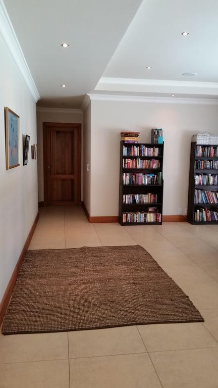 6 On Acacia Bed & Breakfast Johannesburg Exterior photo