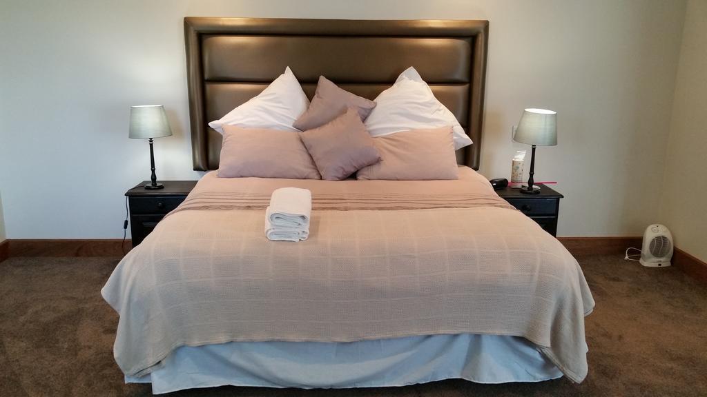 6 On Acacia Bed & Breakfast Johannesburg Room photo